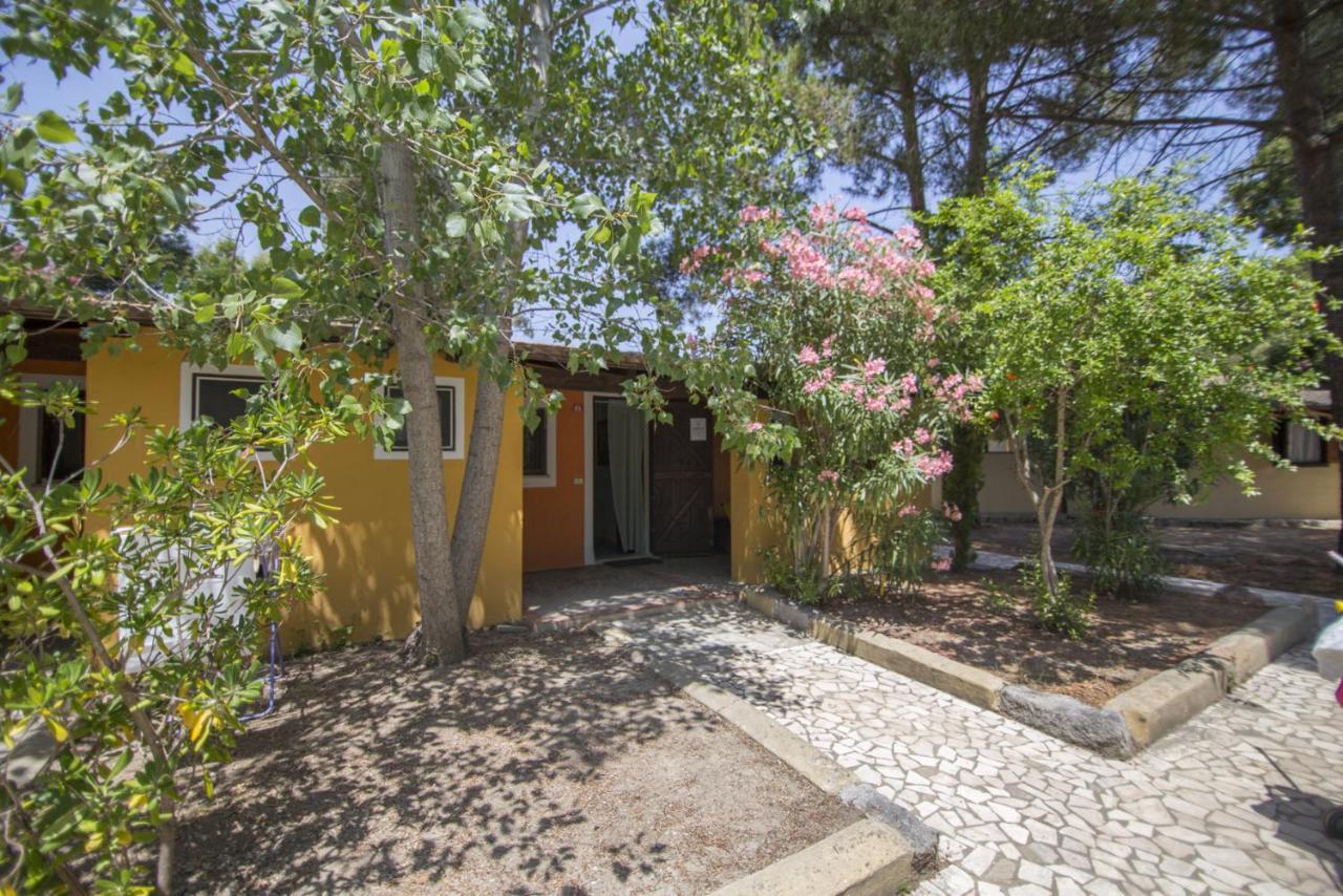Campeggio Villaggio Sos Flores Tortoli Exterior photo