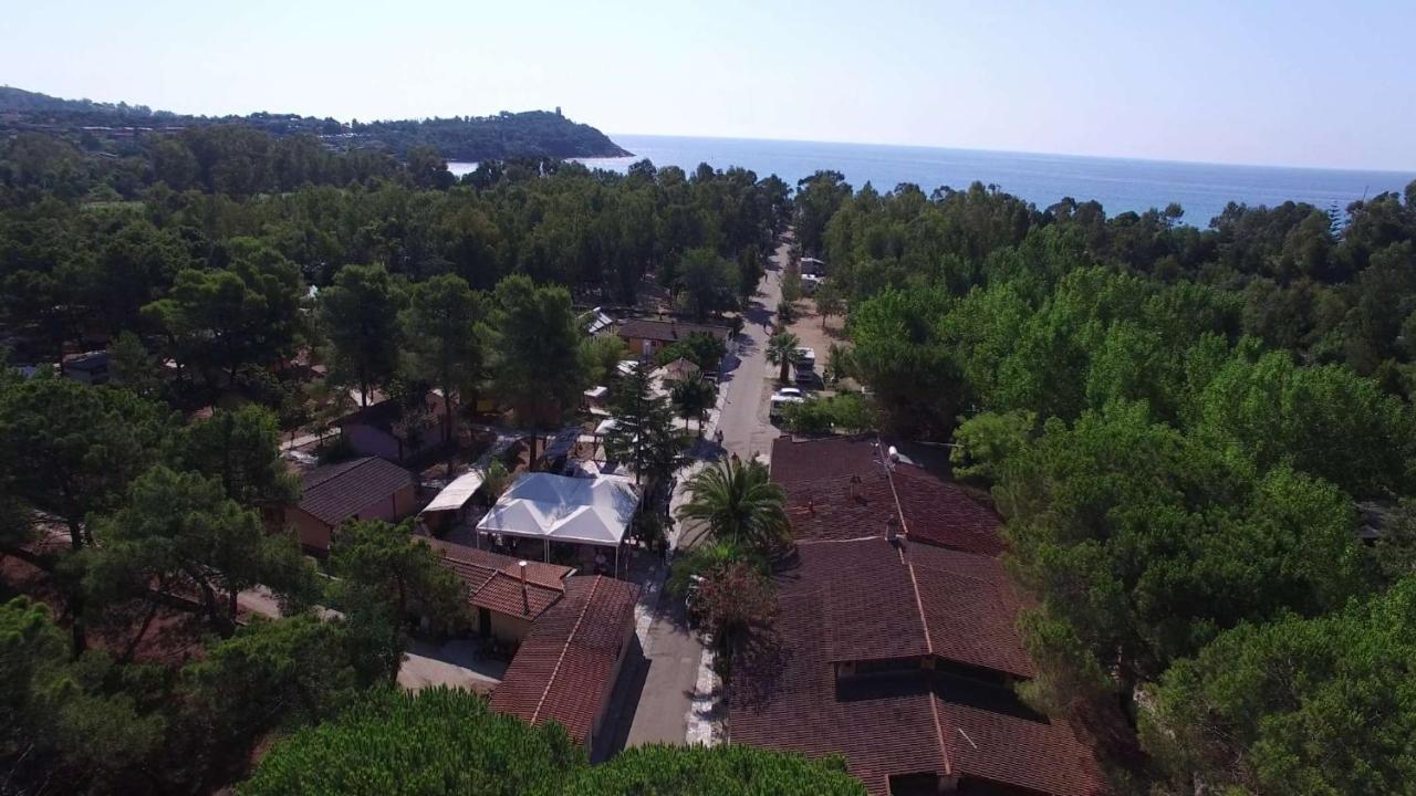 Campeggio Villaggio Sos Flores Tortoli Exterior photo